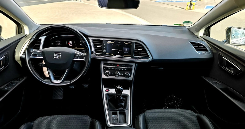 Seat Leon cena 49999 przebieg: 206500, rok produkcji 2019 z Katowice małe 154